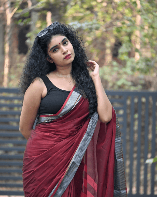 Ambuja - ಅಂಬುಜಾ ( Narayanpet cotton sarees - maroon )