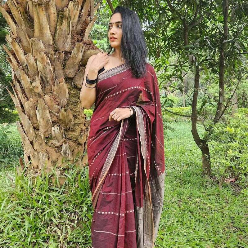 Sanjana - संजना ( Narayanpet cotton sarees )