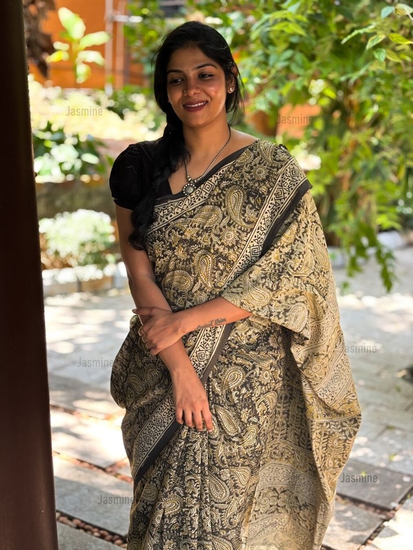 Swetha - श्वेता ( Kalamkari Pure cotton sarees )