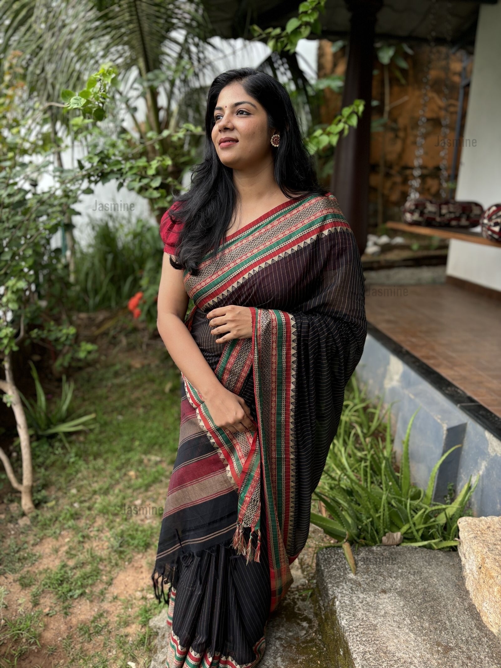 Abinaya - அபிநயா ( Authentic Narayanpet cotton sarees )