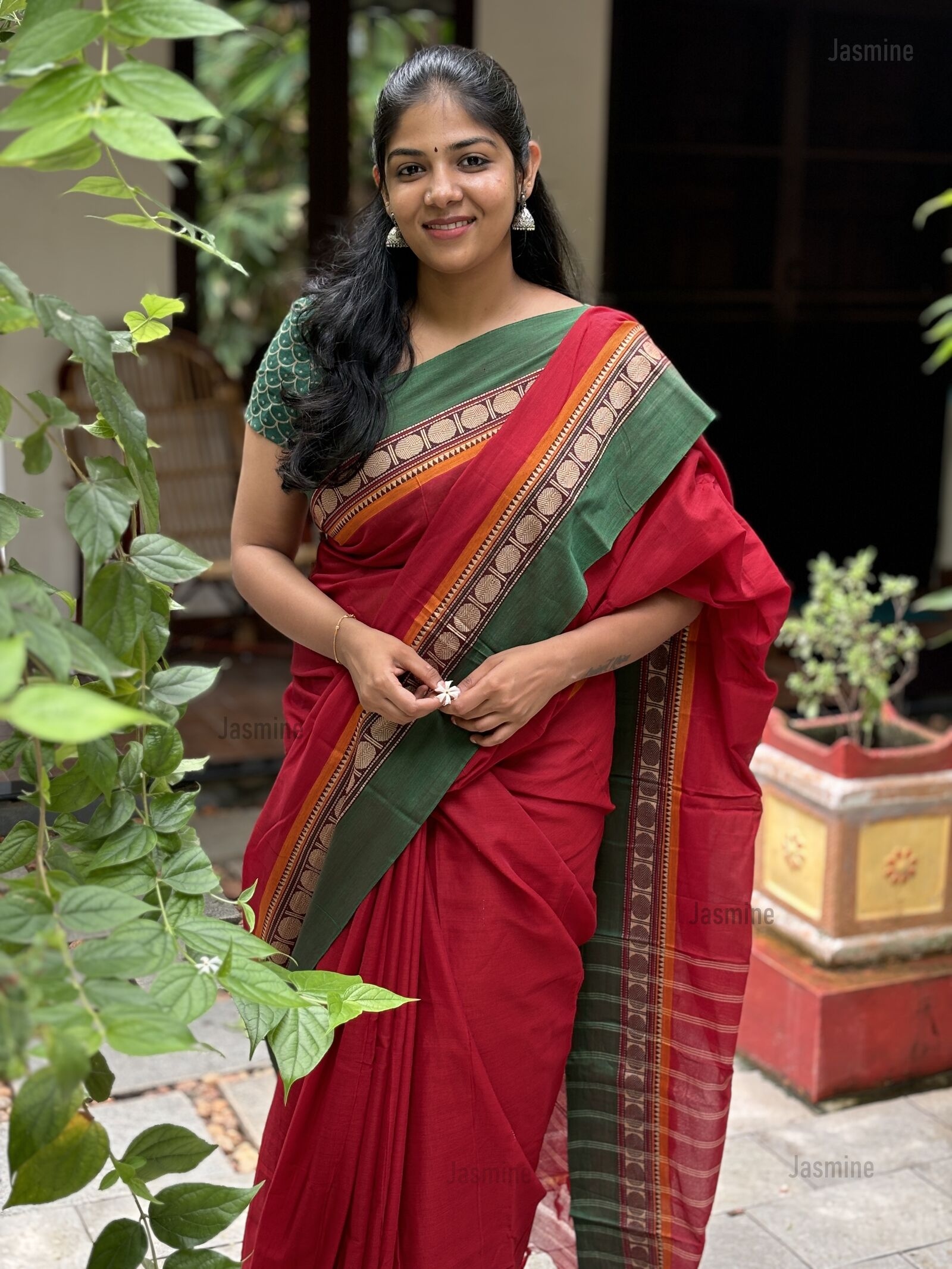 Shaambhavi - शांभवी ( Narayanpet cotton sarees )