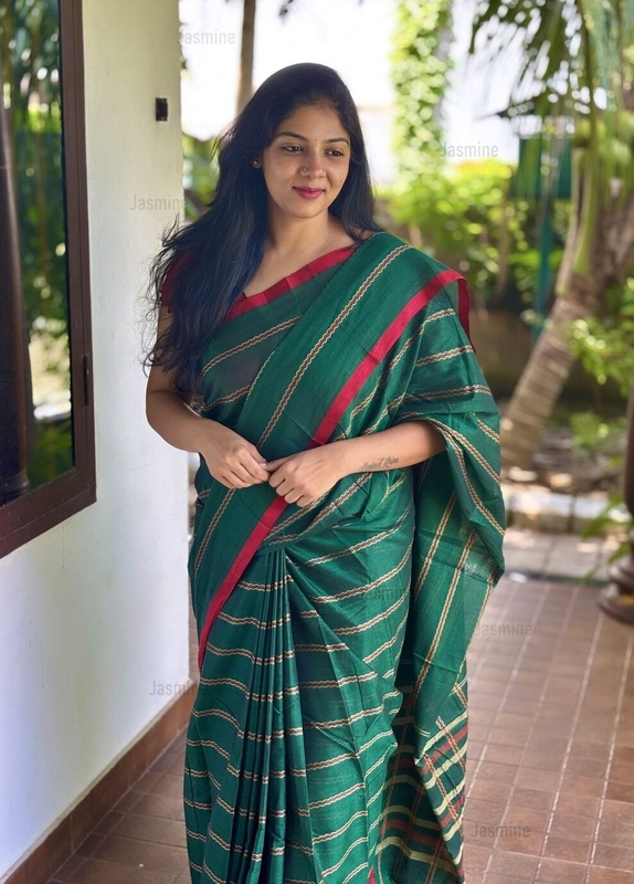 Swathi - స్వాతి ( Authentic Narayanpet cotton sarees )