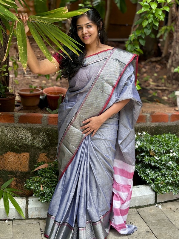 Mahika - माहिका ( Authentic Narayanpet cotton sarees - Handloom )