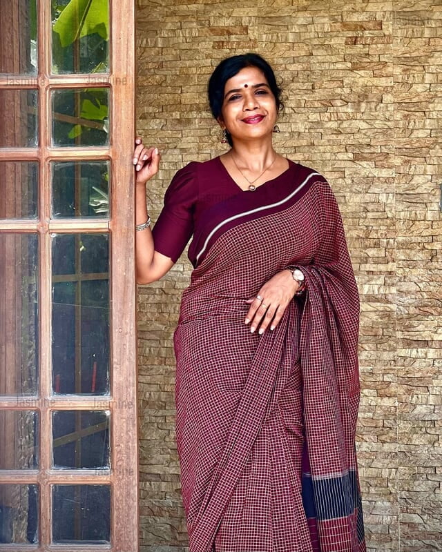 Rinisha - रिनिशा ( Authentic Patteda Anchu )