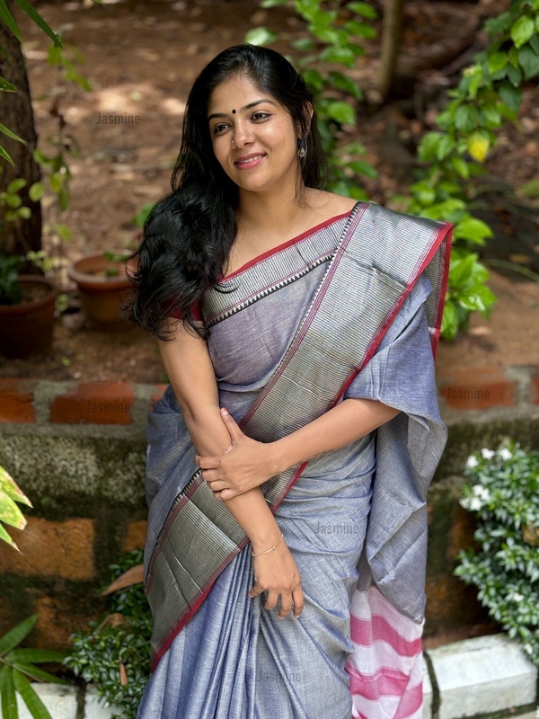Mahika - माहिका ( Authentic Narayanpet cotton sarees - Handloom )