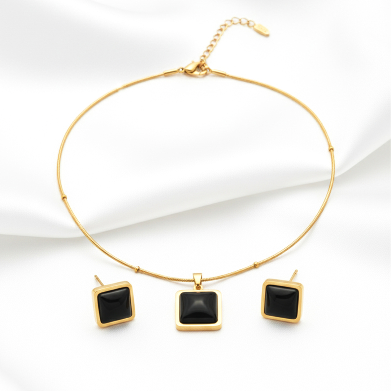 KAYYA21 | Black Square Pendant Necklace Set | Pack of 1