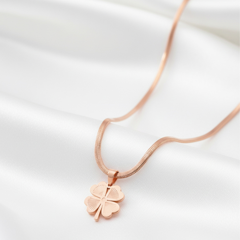 KAYYA21 Elegant Gold Clover Pendant Necklace – Stainless Steel | Anti-Tarnish, Lightweight | Pack of 1