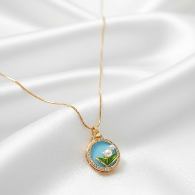 KAYYA21 | Gold-Plated Enamel Floral Pendant Necklace | Pack of 1