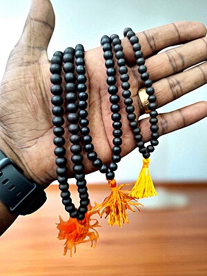 Karungali Mala 7mm | Ebony Wood with Certificate | 108 beeds Karungali Mala 7mm | Ebony Wood with Certificate | 108 beeds