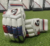 Cricket Batting Gloves SG KLR LITE YOUTH RH Cricket Batting Gloves SG KLR LITE YOUTH RH