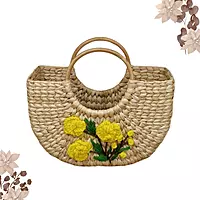 13 inch Kauna gift basket with handle handwoven grass hamper