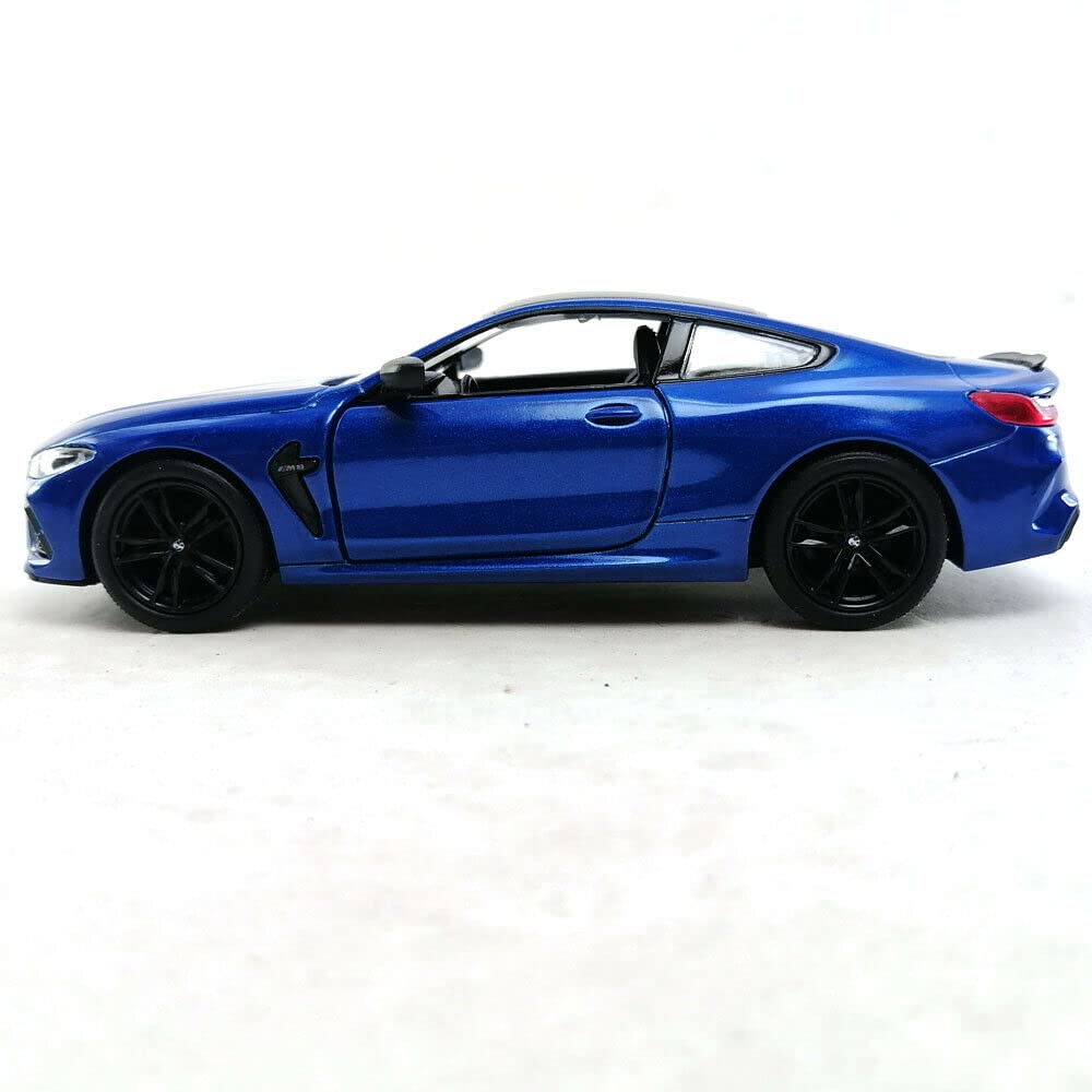 BMW M8 1:36