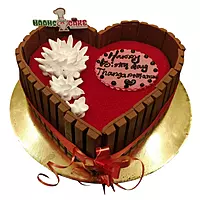 Kitkat Redvelvet Chocklate Cake