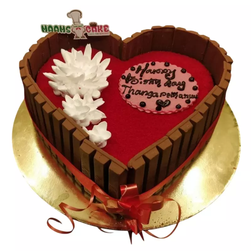 Kitkat Redvelvet Chocklate Cake