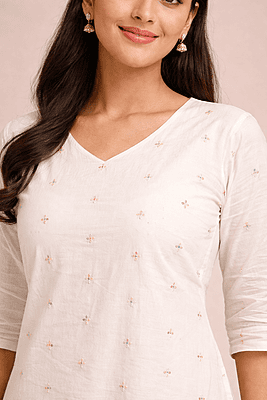 Off-White Cotton A-Line Kurta with Multicolor Floral Embroidery