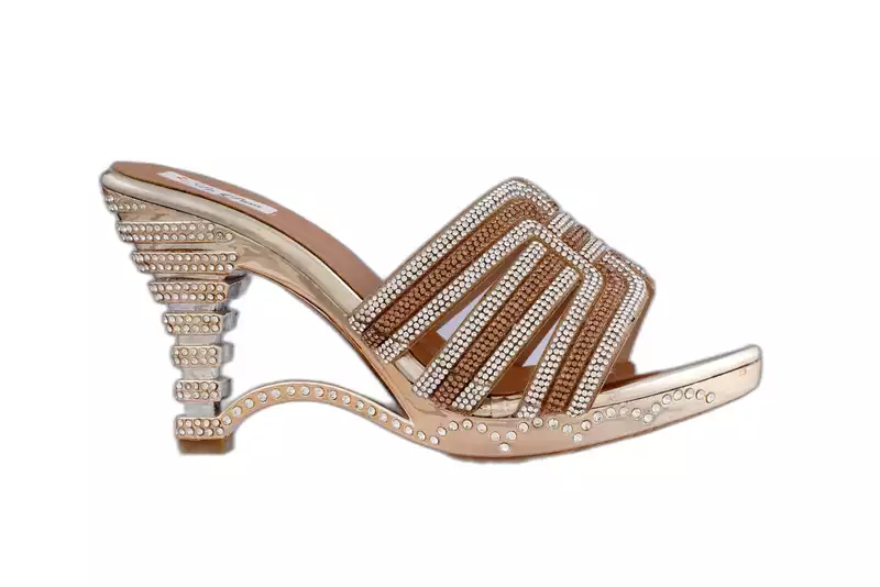 LA PARIS Women’s Gold Embellished Flat Sandals