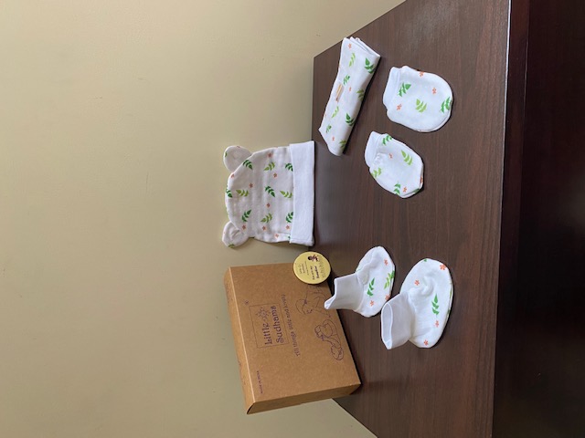 Muslin Cotton New-Born Baby Gift Set