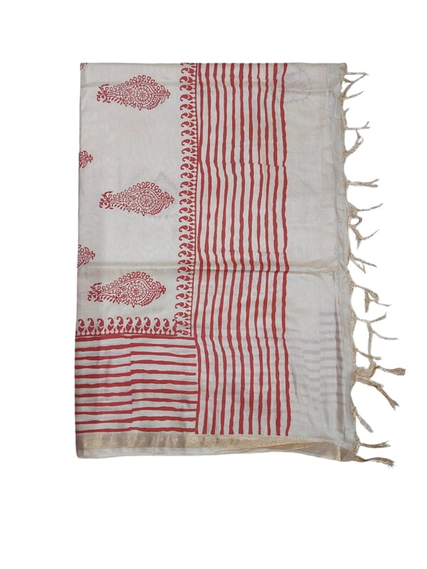 Lal Paar Traditional Bengali Silk Saree with Running Blouse