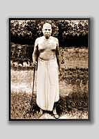 Swami Advaitananda Standard Photo Swami Advaitananda Standard Photo