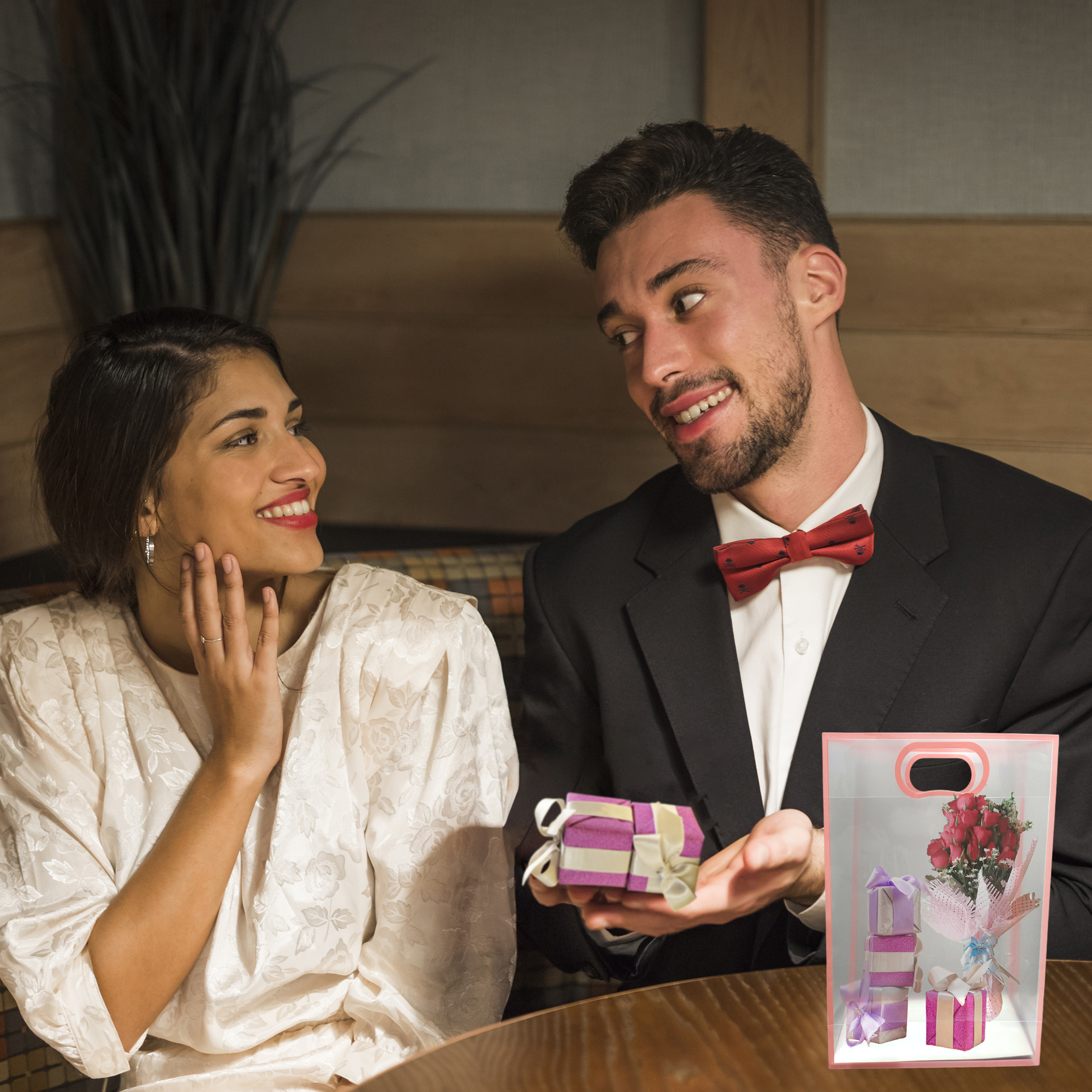 6 Pcs Transparent Goodie Bags – Clear Gift Bags for Valentine Wedding Return Gifts Birthday Party Festivals Events Small Hamper Bags Pink Shopping Bags