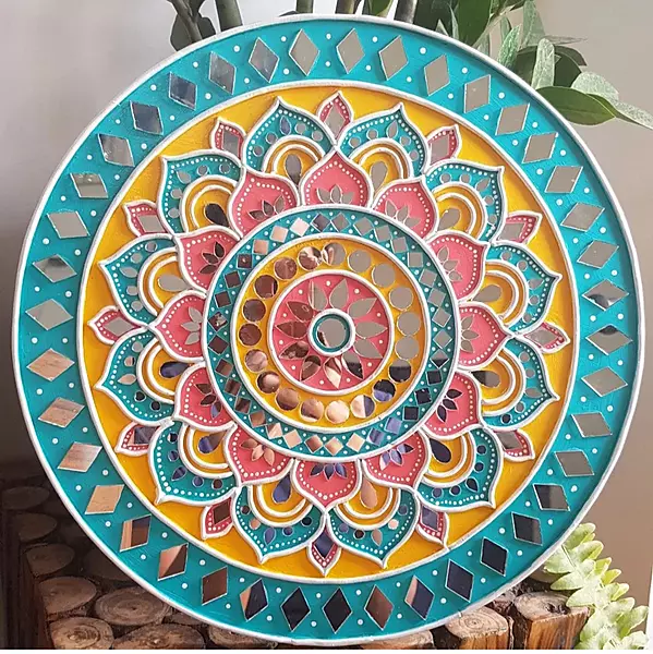 Lippan Art 1