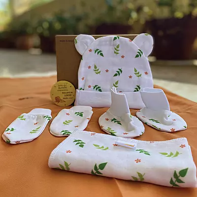 Muslin Cotton Newborn Baby Cap Set