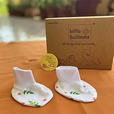 Muslin Cotton Newborn Baby Cap Set