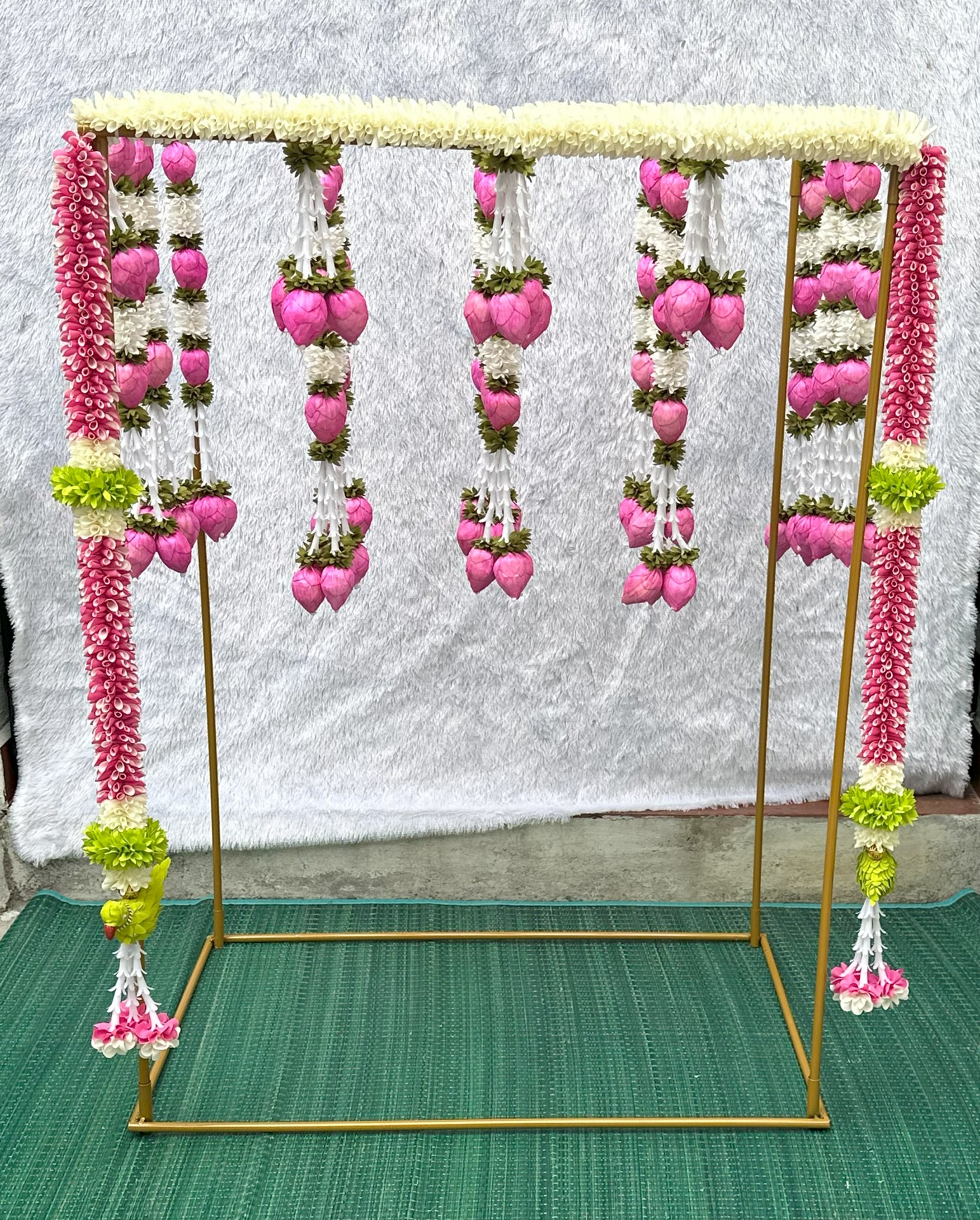 Mandap Stand with garlands