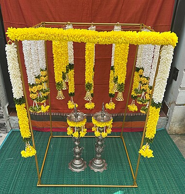 Mandap Stand with Garland 2