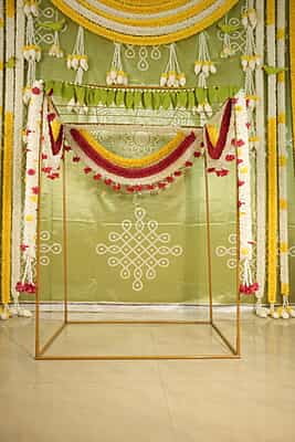 Mandap Stand with garlands 2