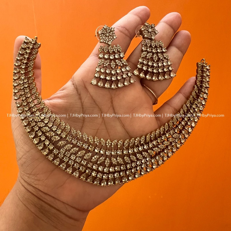 Diamond Alike Gold Finish Party Wear Necklace (SKU- 211)