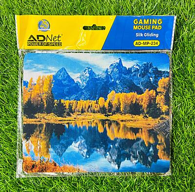 Gaming Mouse Pad With Silk Gliding (22x18 CM)