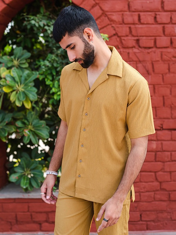 Medallion Yellow Oversized Popcorn  Texture Half Sleeves Shirt