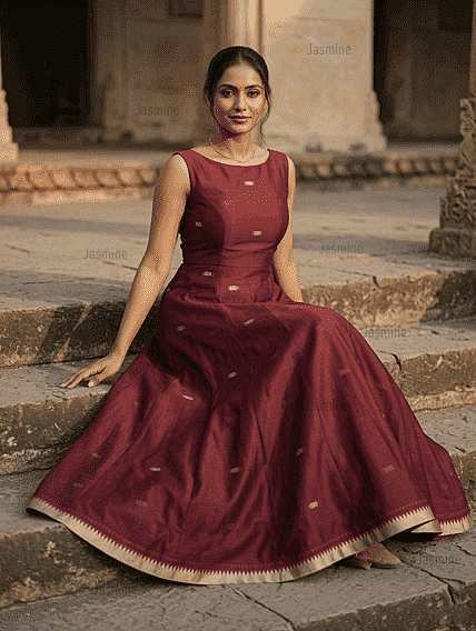 Aadhira - ఆధిరా ( Narayanpet Cotton Gown )