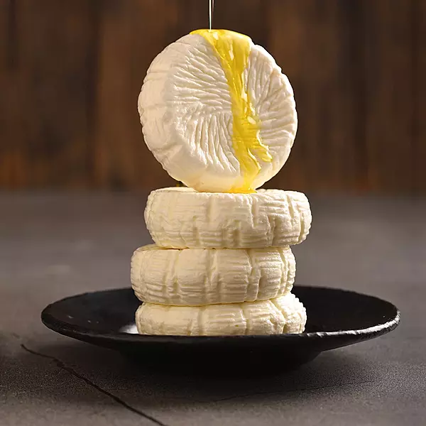 Medallion – Goat Milk Fetta - Eleftheria