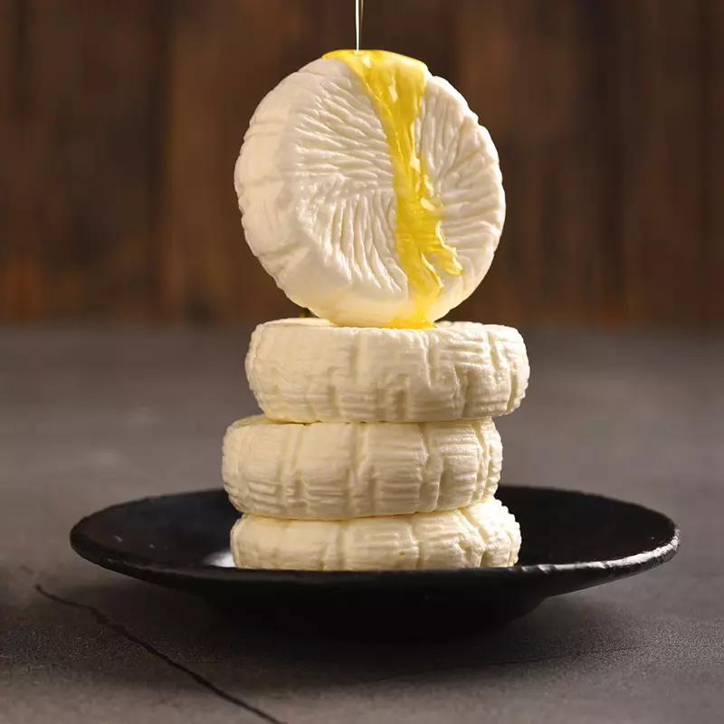 Medallion – Goat Milk Fetta - Eleftheria