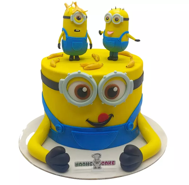 Minion Theme With Fondant Toys