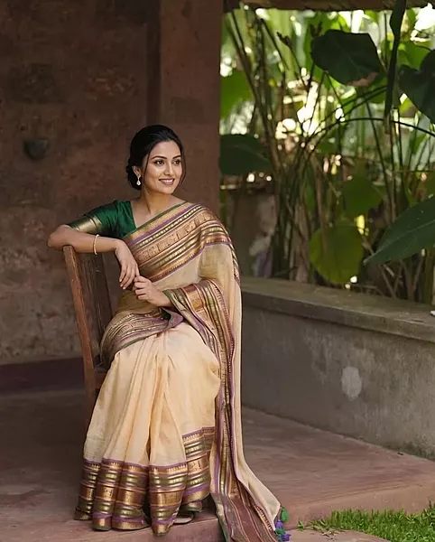 Anagha - അനഘ ( Mul cotton sarees )