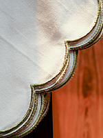 Nature Abani Scallop Edge Cloth Napkins – Set of 4, 100% Cotton, Reusable & Washable Table Napkins