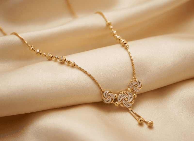 18 kt Gold Gilded Swirl Necklace