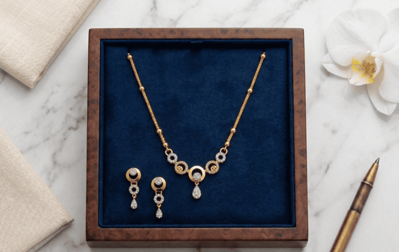 18 kt Gold Orbit of Elegance Collection