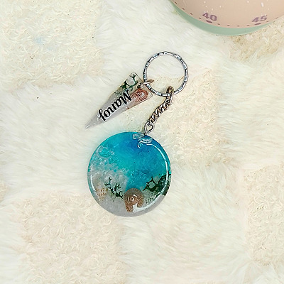 OCEAN THEMDED GLOW AT DARK KEYCHAIN
