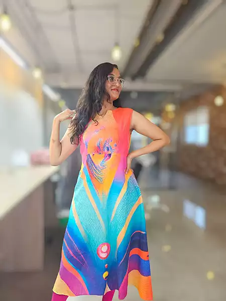Omika (ओमिका)