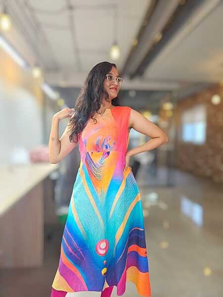 Omika (ओमिका)