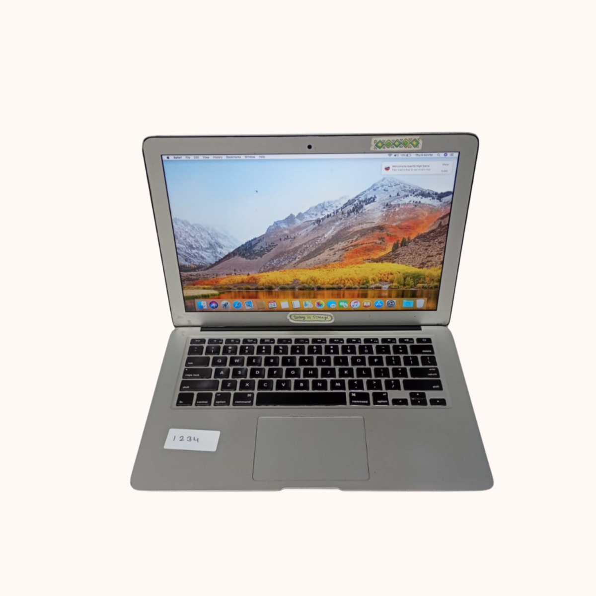 Open Box Apple MACBOOK AIR 13-inch Early 2015, Intel i5-5250U, 8GB RAM, 128GB SSD DDR3 , Silver, A1466