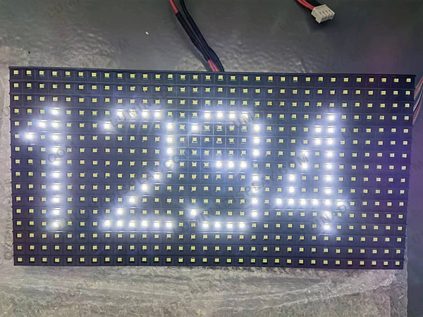 MEIYAD P10 outdoor single-colour white SMD LED module 320 x 160 mm – Lumina Display Systems
