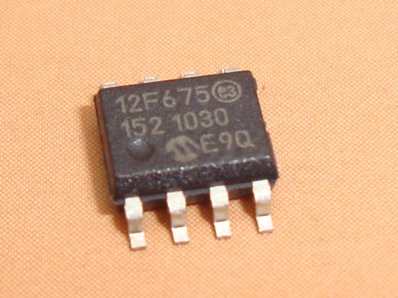 PIC12F675-I/SN SMD