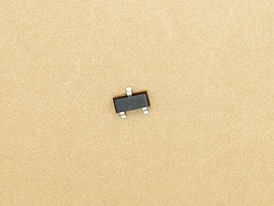 SS8550 Y2 PNP SOT23 SMD 1.5A 40V
