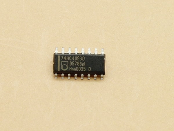 74HC4053 SMD