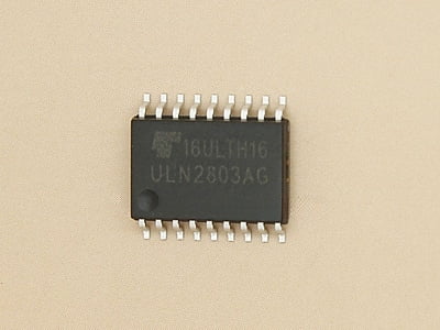 ULN2803A / ULN2803 SOIC-18 Wide